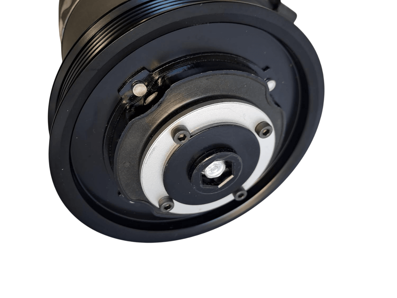 Premium AC Compressor with Multi-Groove Pulley – Complete Automotive Air Conditioning Component - Macshap